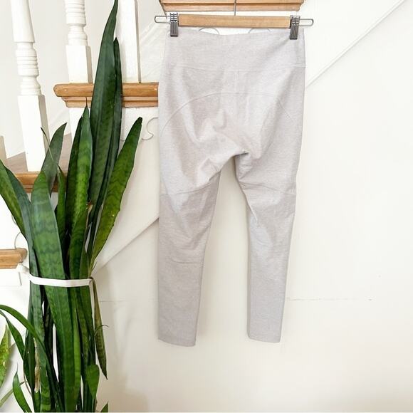 Outdoor Voices Gray Two Tone Techsweat Activewear Leggings Size XS - Picture 5 of 5